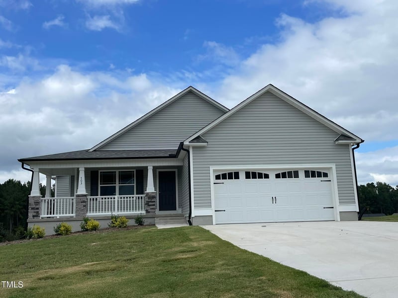 703 Sherrill Farm Dr, Benson, NC 27504