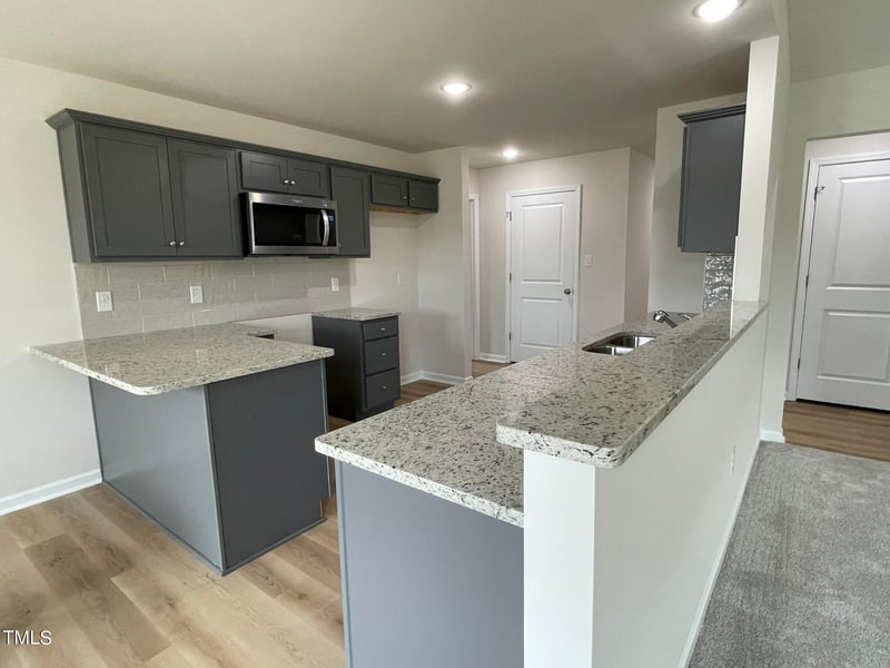 703 Sherrill Farm Dr, Benson, NC 27504