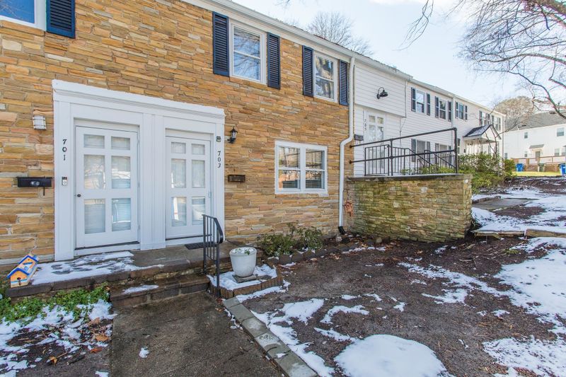 703 Wade Ave #703, Raleigh, NC 27605