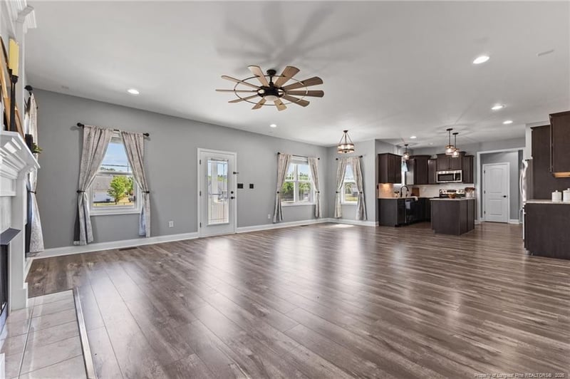 7031 Glynn Mill Farm Dr, Fayetteville, NC 28306