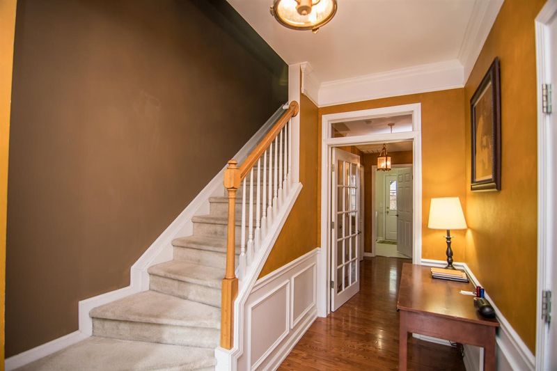 7032 Mead Ln, Raleigh, NC 27613