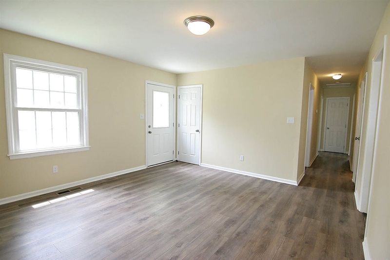 7033 Buck Rd, Wendell, NC 27591