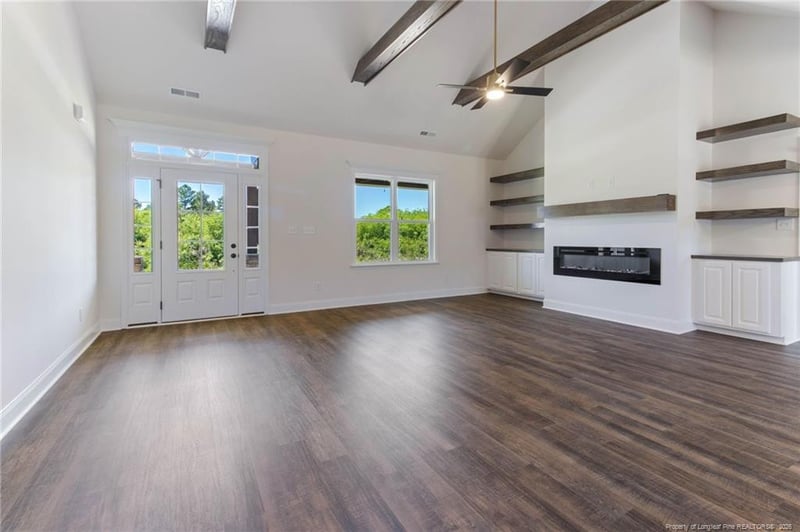 7034 Pocosin St, Fayetteville, NC 28312