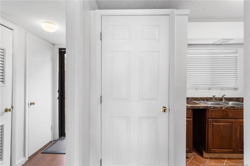 7036 Longstreet Dr #B, Raleigh, NC 27615
