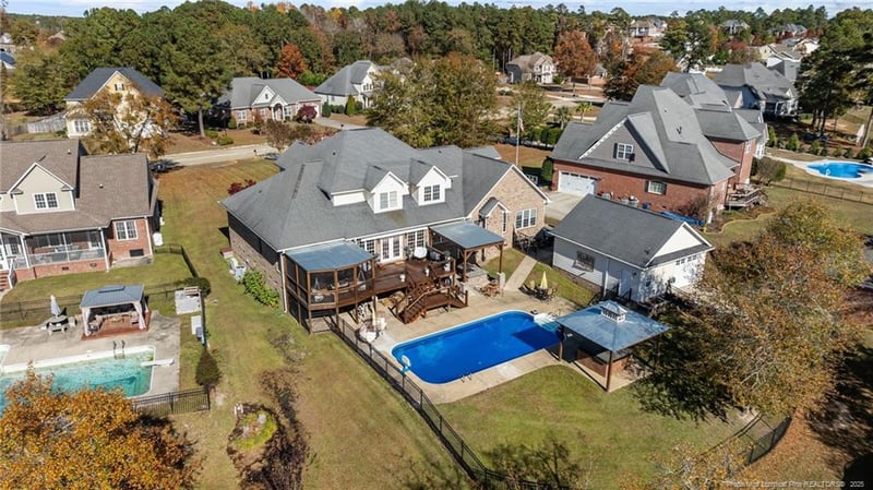 7037 Mariners Landing Dr, Fayetteville, NC 28306