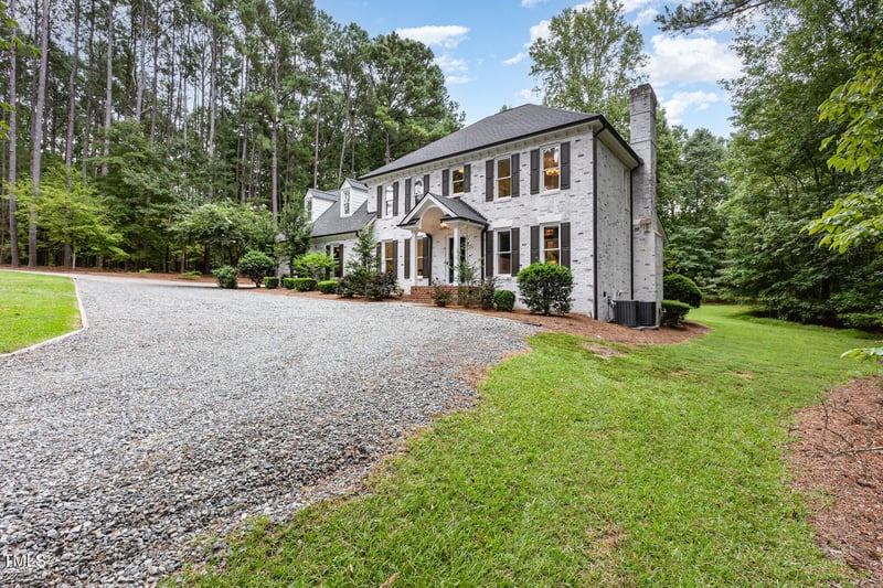 7037 Meadow Gate Dr, Apex, NC 27502