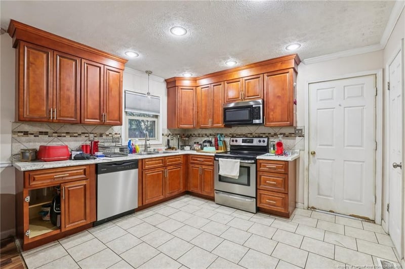 7039 Darnell St, Fayetteville, NC 28314