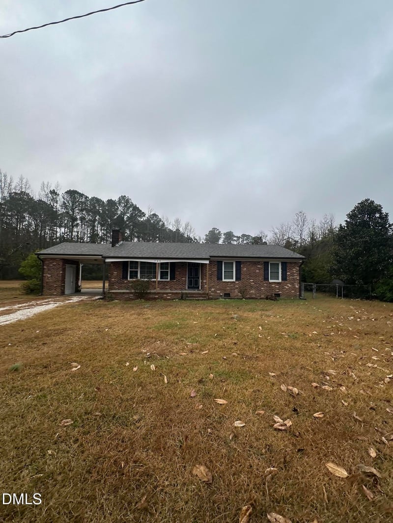 704 11th St, Goldsboro, NC 27530