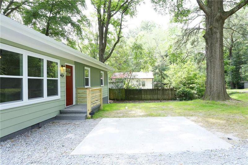 704 Bennett St, Sanford, NC 27330