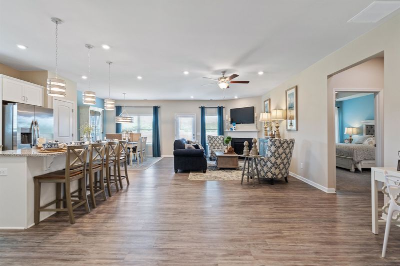 704 Biltmore Dr, Sanford, NC 27332
