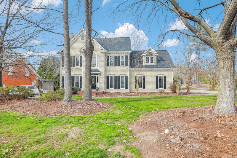 704 Birkdale Dr, Clayton, NC 27527