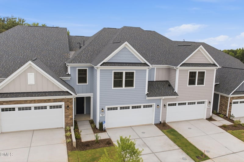 704 Blackpool Dr, Durham, NC 27703