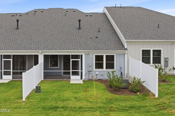 704 Blackpool Dr, Durham, NC 27703