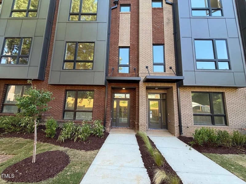 704 Chatham View Rd #12, Cary, NC 27511
