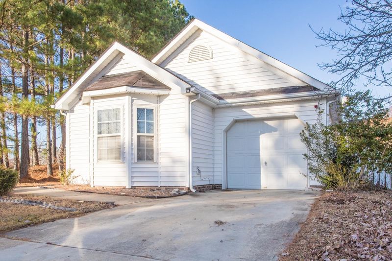 704 Edenberry Dr, Durham, NC 27713