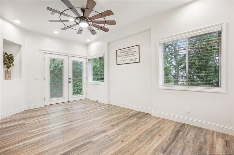 704 Ellis St, Fayetteville, NC 28301