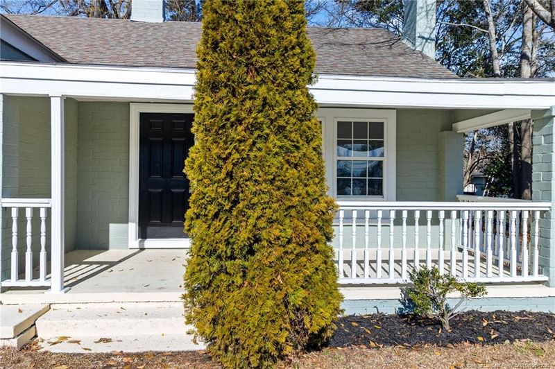 704 S Elm Ave, Dunn, NC 28334