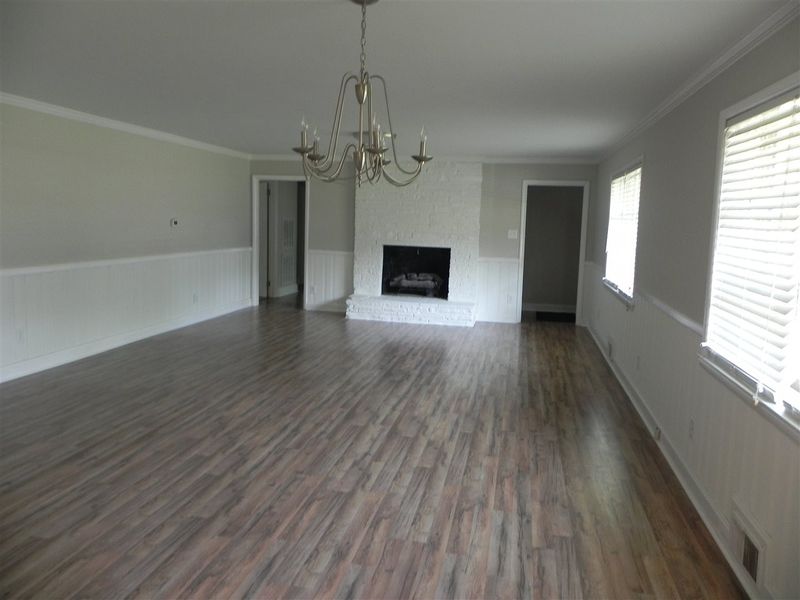 704 Forest Rd, Goldsboro, NC 27534
