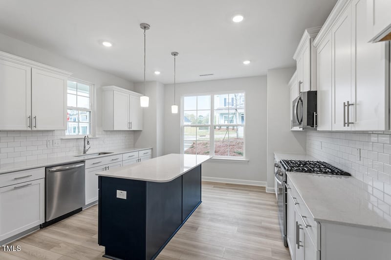 704 Georgias Landing Pw, Raleigh, NC 27603