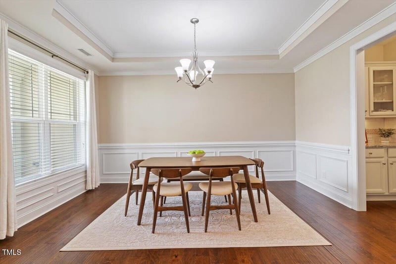 704 Long Lake Dr, Fuquay Varina, NC 27526