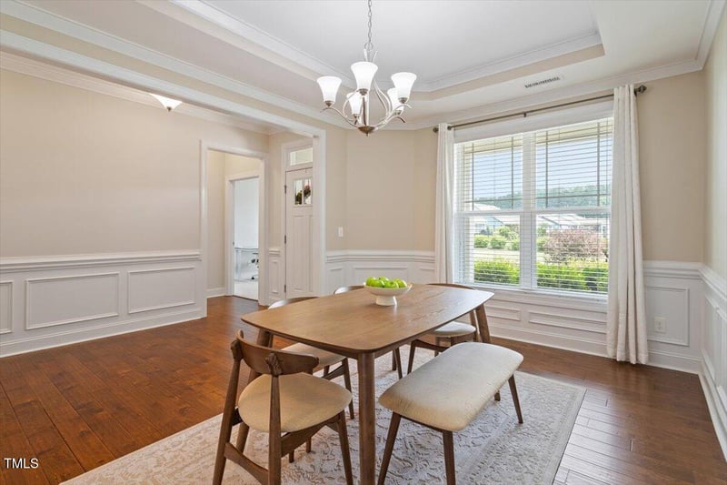 704 Long Lake Dr, Fuquay Varina, NC 27526