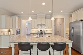 704 Long Lake Dr, Fuquay Varina, NC 27526