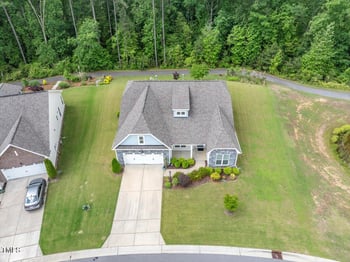 704 Long Lake Dr, Fuquay Varina, NC 27526
