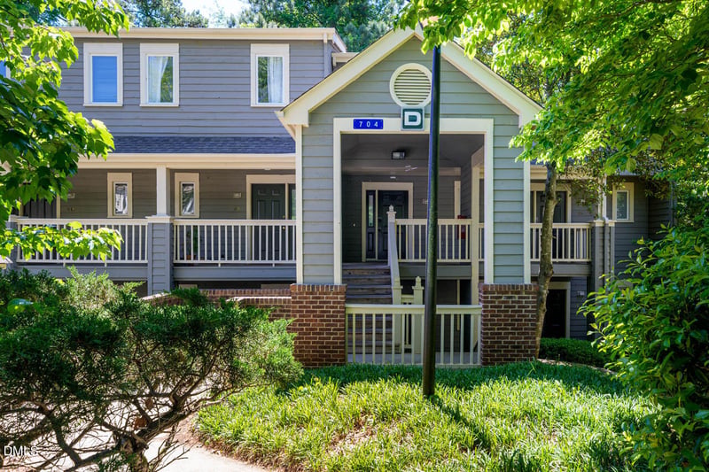 704 M L K Jr Blvd #D-17, Chapel Hill, NC 27514