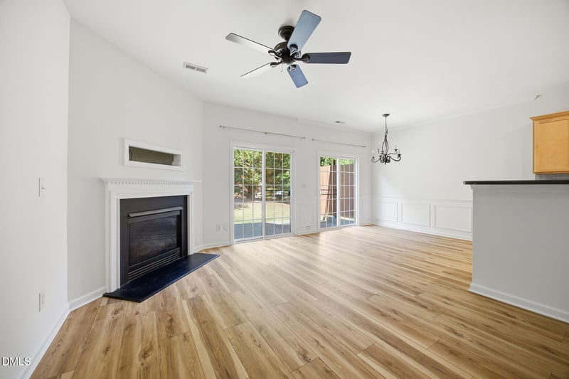 704 Mardonie Reach Ln, Cary, NC 27519