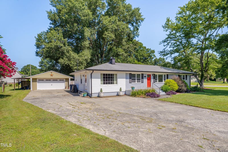 704 Mineral Springs Rd, Durham, NC 27703
