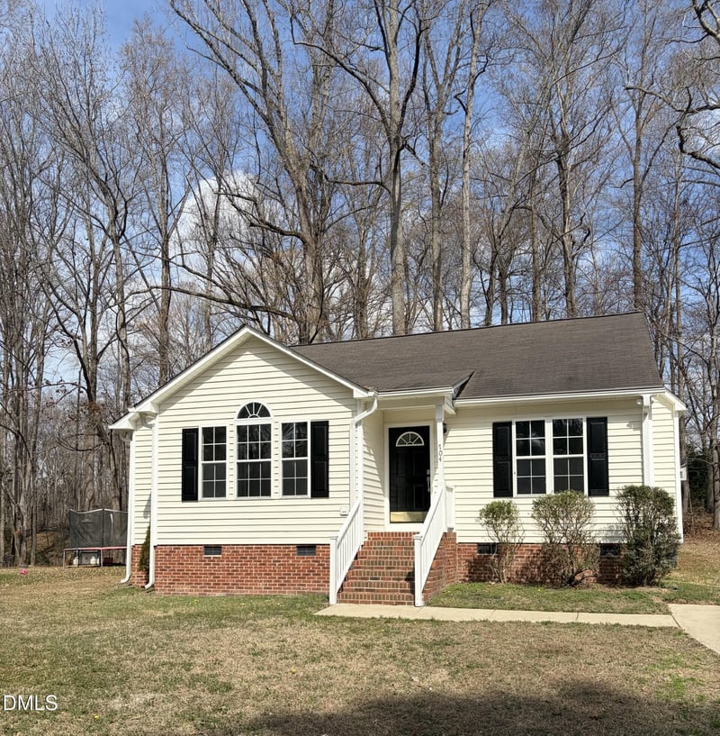 704 Southampton Dr, Raleigh, NC 27545