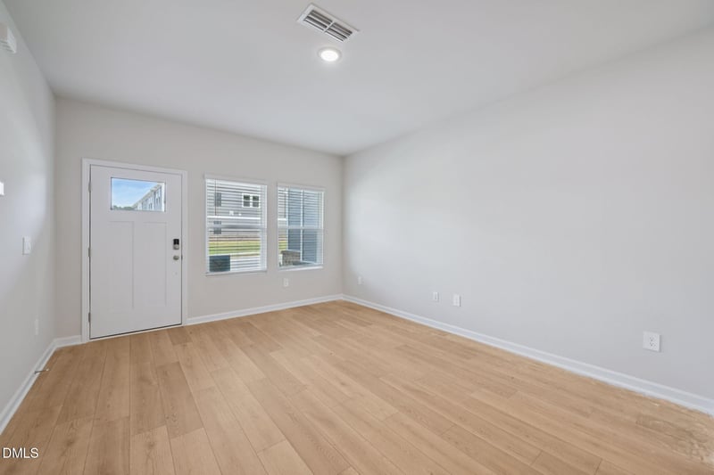 704 Southland Dr, Zebulon, NC 27597