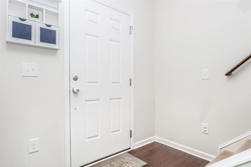 704 Tannerwell Ave, Wake Forest, NC 27587