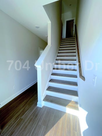 704 Umber Dr, Cary, NC 27519