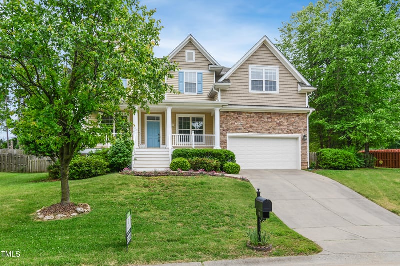 704 Valleywater St, Fuquay Varina, NC 27526