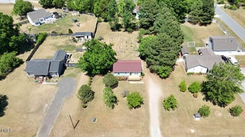 704 Wagstaff Rd, Fuquay Varina, NC 27526