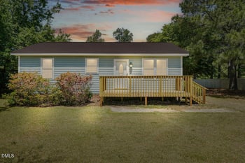 704 Wagstaff Rd, Fuquay Varina, NC 27526