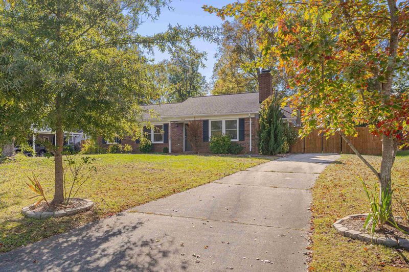 704 Wheat Mill Rd, Durham, NC 27704