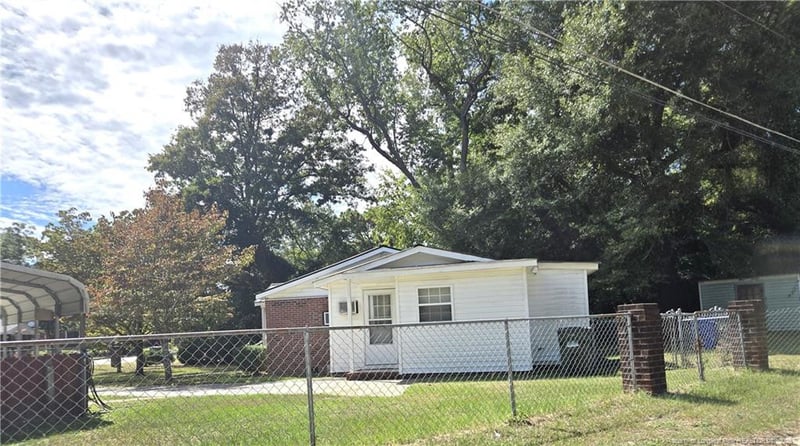 704 Wilma St, Fayetteville, NC 28301