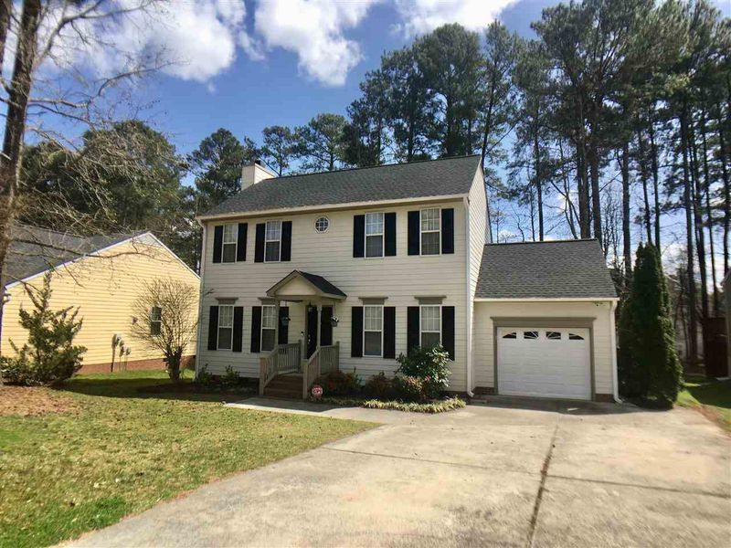 704 Windcrest Rd, Durham, NC 27713