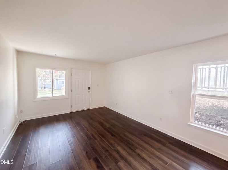 7040 Longstreet Dr #C, Raleigh, NC 27615