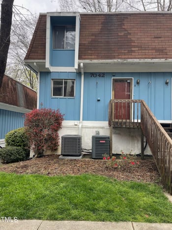 7042 Longstreet Dr #A, Raleigh, NC 27615