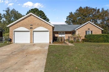 7048 Evanston St, Fayetteville, NC 28314