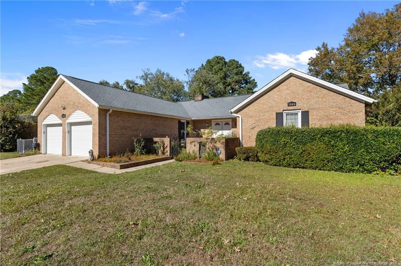 7048 Evanston St, Fayetteville, NC 28314