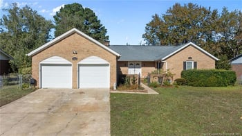 7048 Evanston St, Fayetteville, NC 28314
