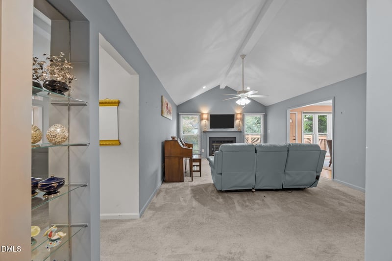 705 Ashland Dr, Mebane, NC 27302