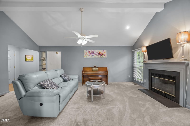 705 Ashland Dr, Mebane, NC 27302