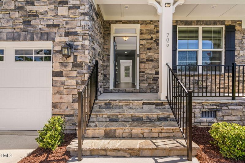 705 Blue Pointe Pa, Apex, NC 27523