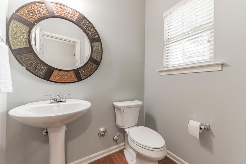 705 Champlain Ct, Cary, NC 27519