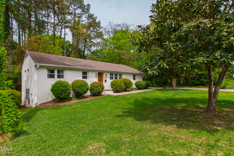 705 Chatham Ln, Raleigh, NC 27610